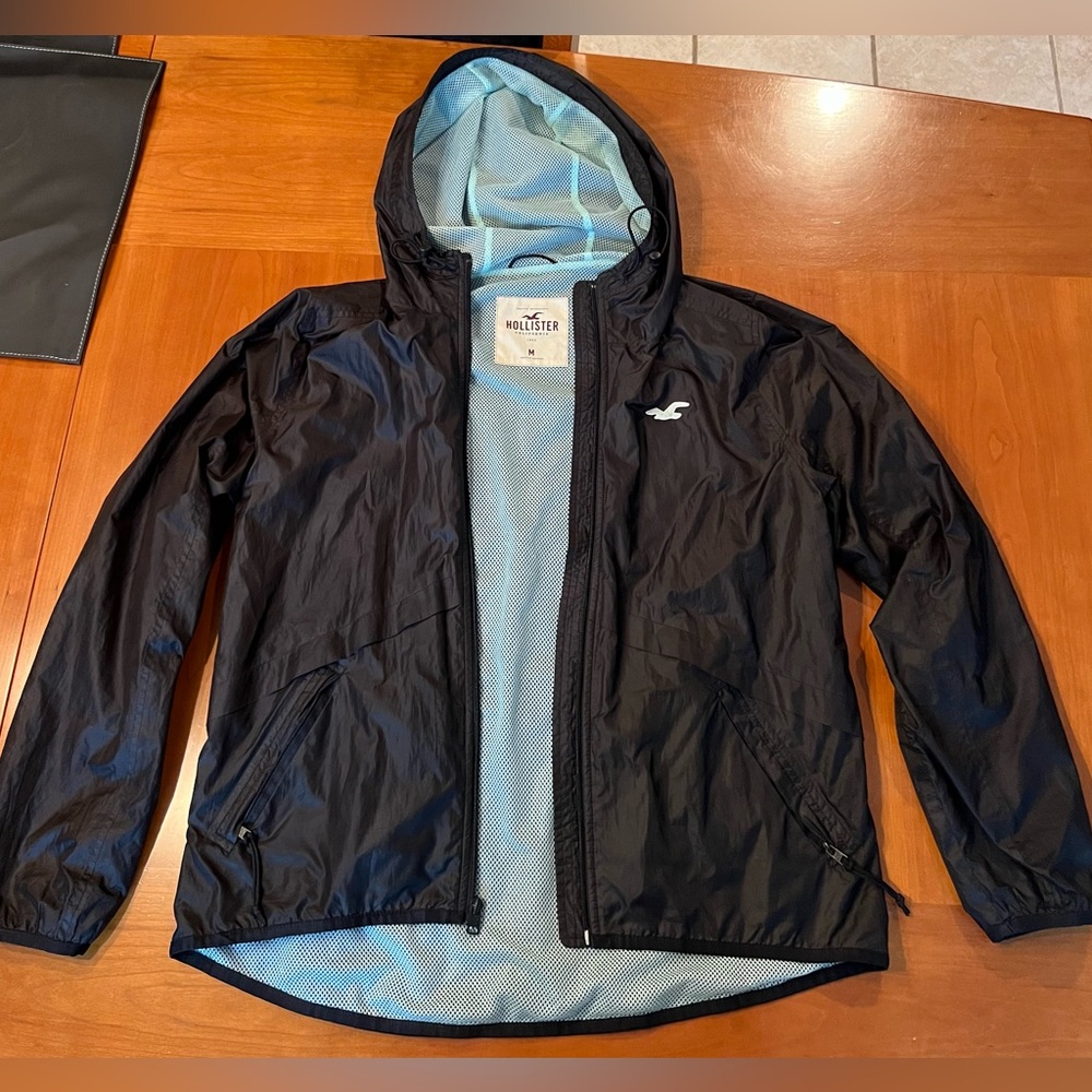 Foldable Black Hollister Windbreaker, size medium